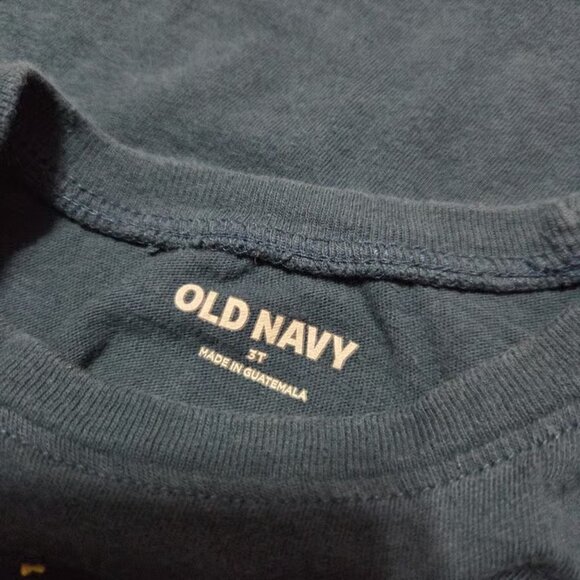 Old Navy tee - Picture 3 of 3